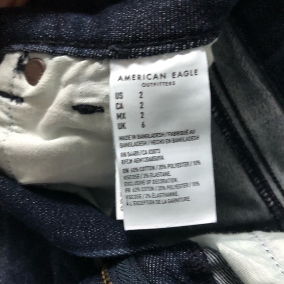 American eagle high waisted shorts - Picture 3 of 4